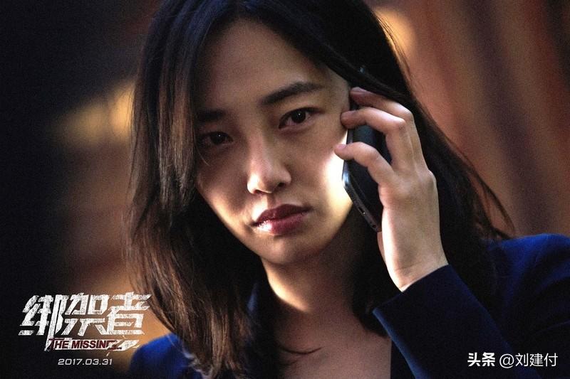 96年女生月入百万宣布30岁退休 96年女生月入百万宣布30岁退休，消息一出，舆