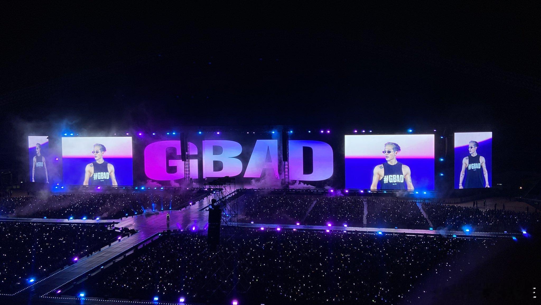 王嘉尔MAGICMAN2首个舞台王嘉尔GOT7演唱会发新歌预告 王嘉尔《GBAD