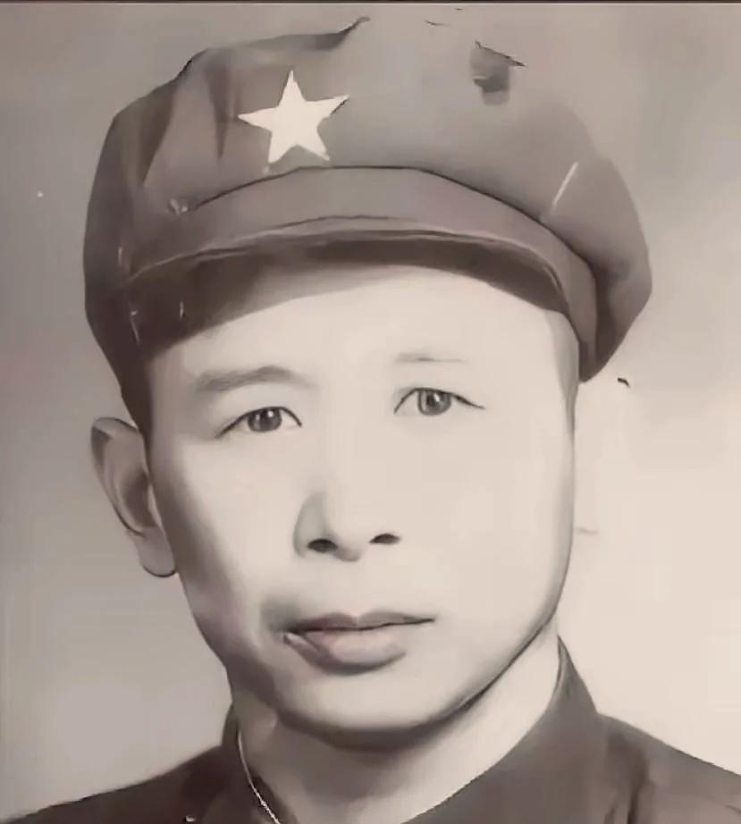 1940年，陈赓看中一员悍将，向朱老总要人，谁知朱老总却说：“此人打仗可以，但绝