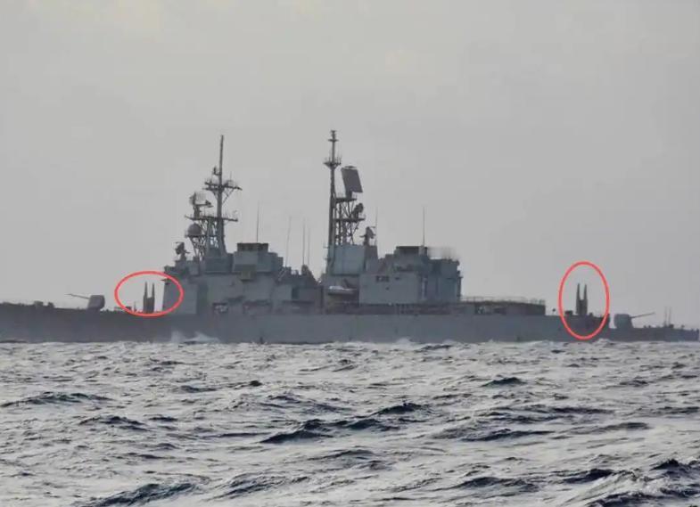 只差最后 38 海里！台出动万吨巨舰，冲向我 054A，防空导弹已竖起。

根据