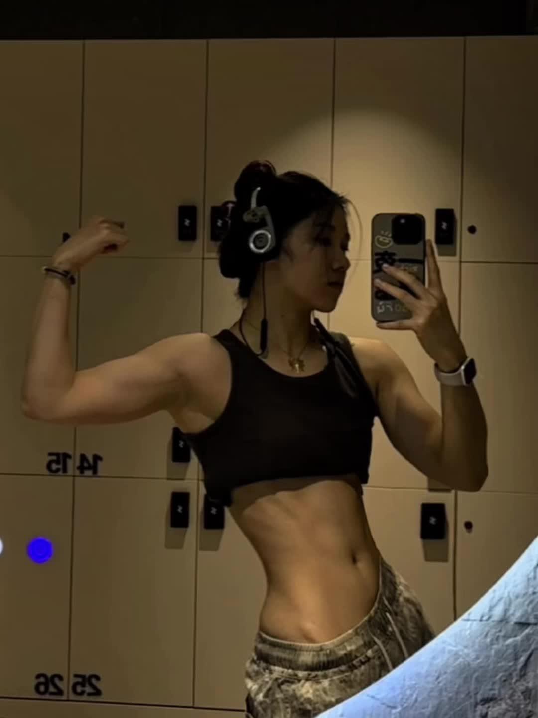 必须理想型？姐不行？