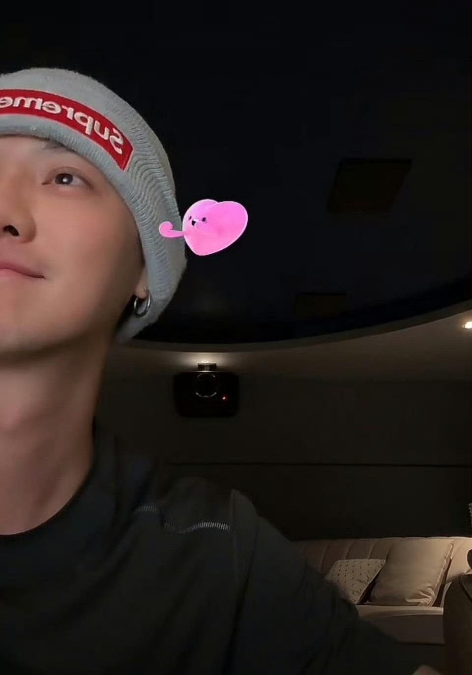 #鹿晗直播# 期待鹿晗“明年四巡”[哇] ​​​