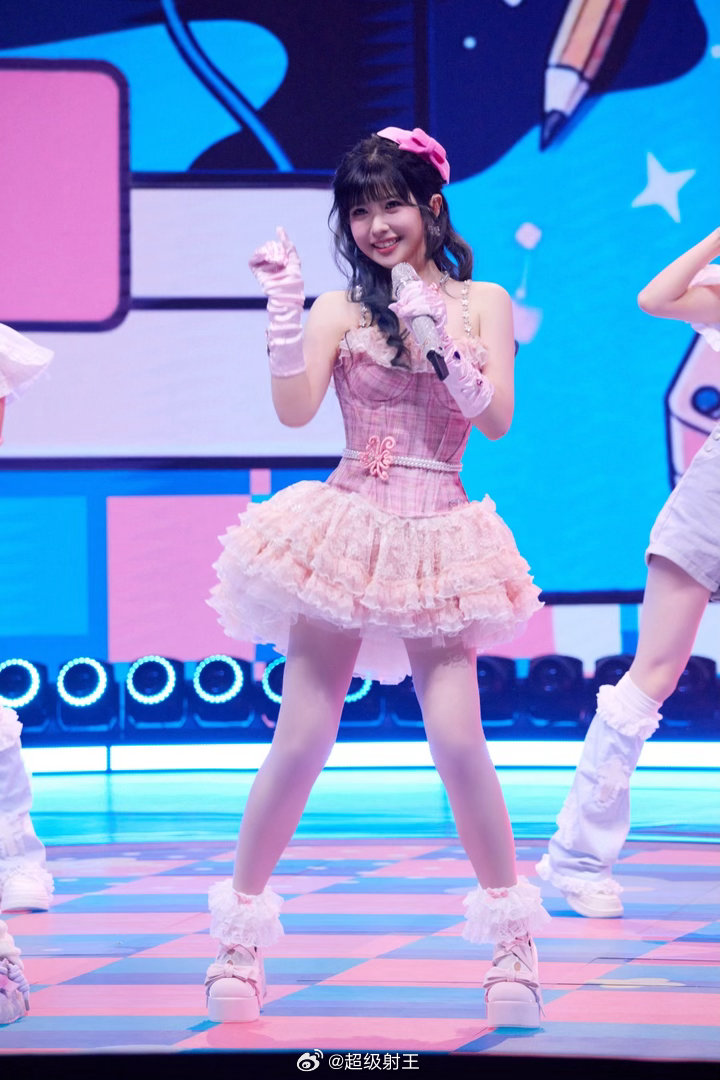 赖美云 