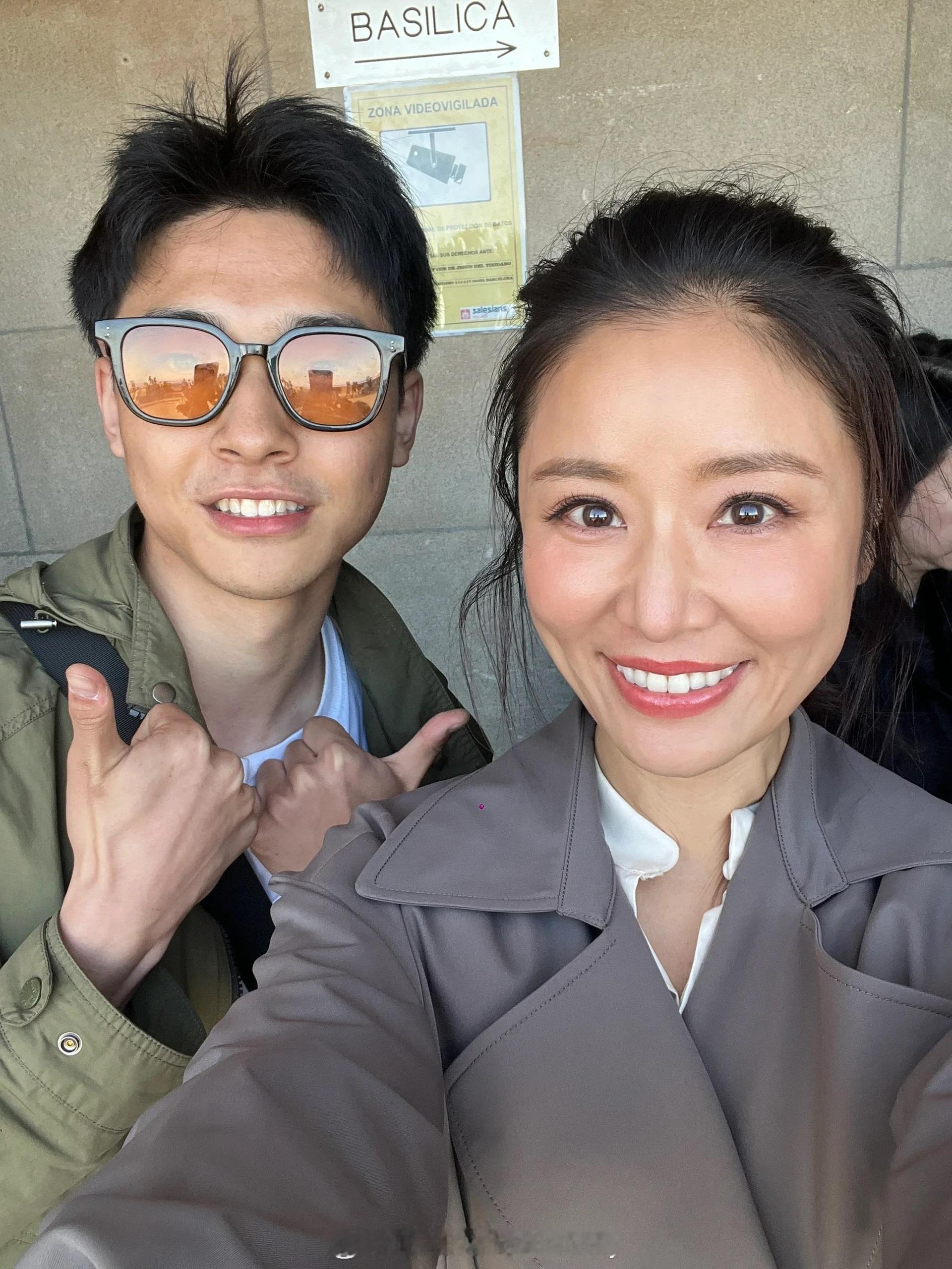 网友偶遇林心如，48岁怼脸拍颜值如何？ ​​​