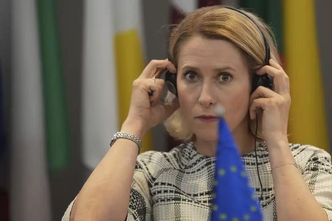 俄方训斥欧盟反华外长：都50岁了还这么蠢，真丢人

梅德韦杰夫怒斥欧盟外长卡拉斯