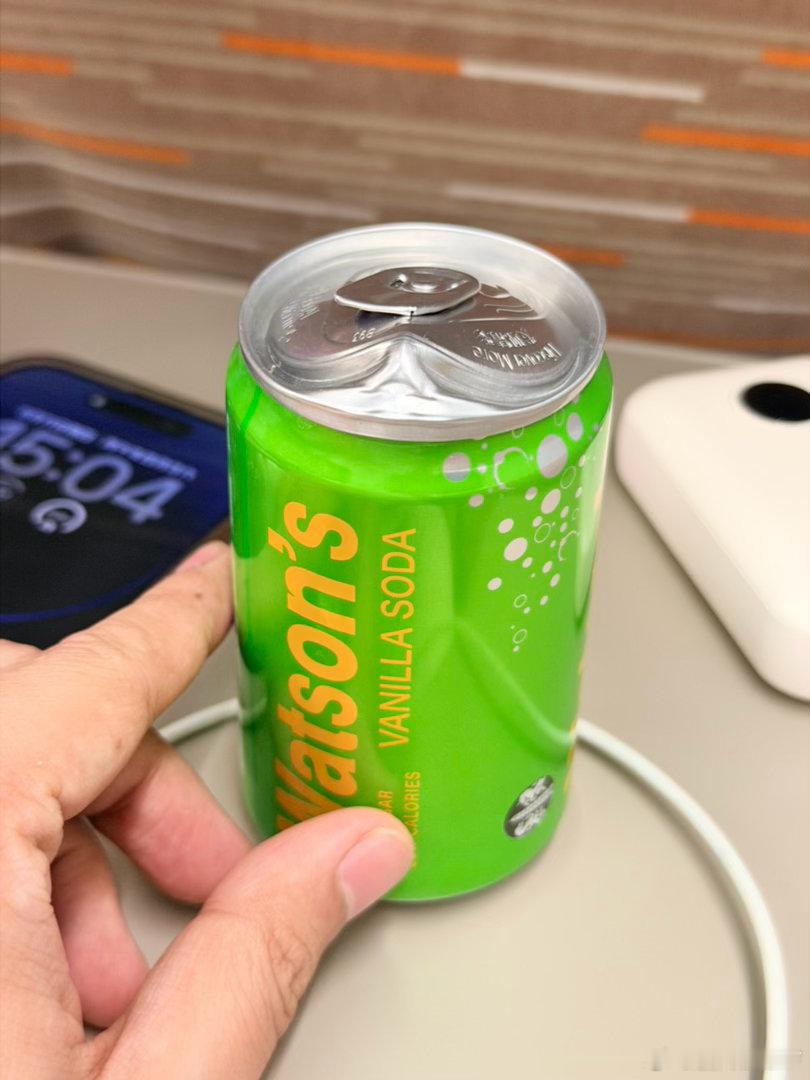 夏天电车内的又一个固定炸弹切记小心