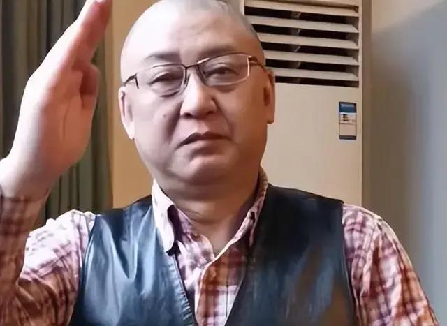 “工资太低，我怕自己经受不住诱惑！”34岁的四川icon某地副市长，就在即将升任