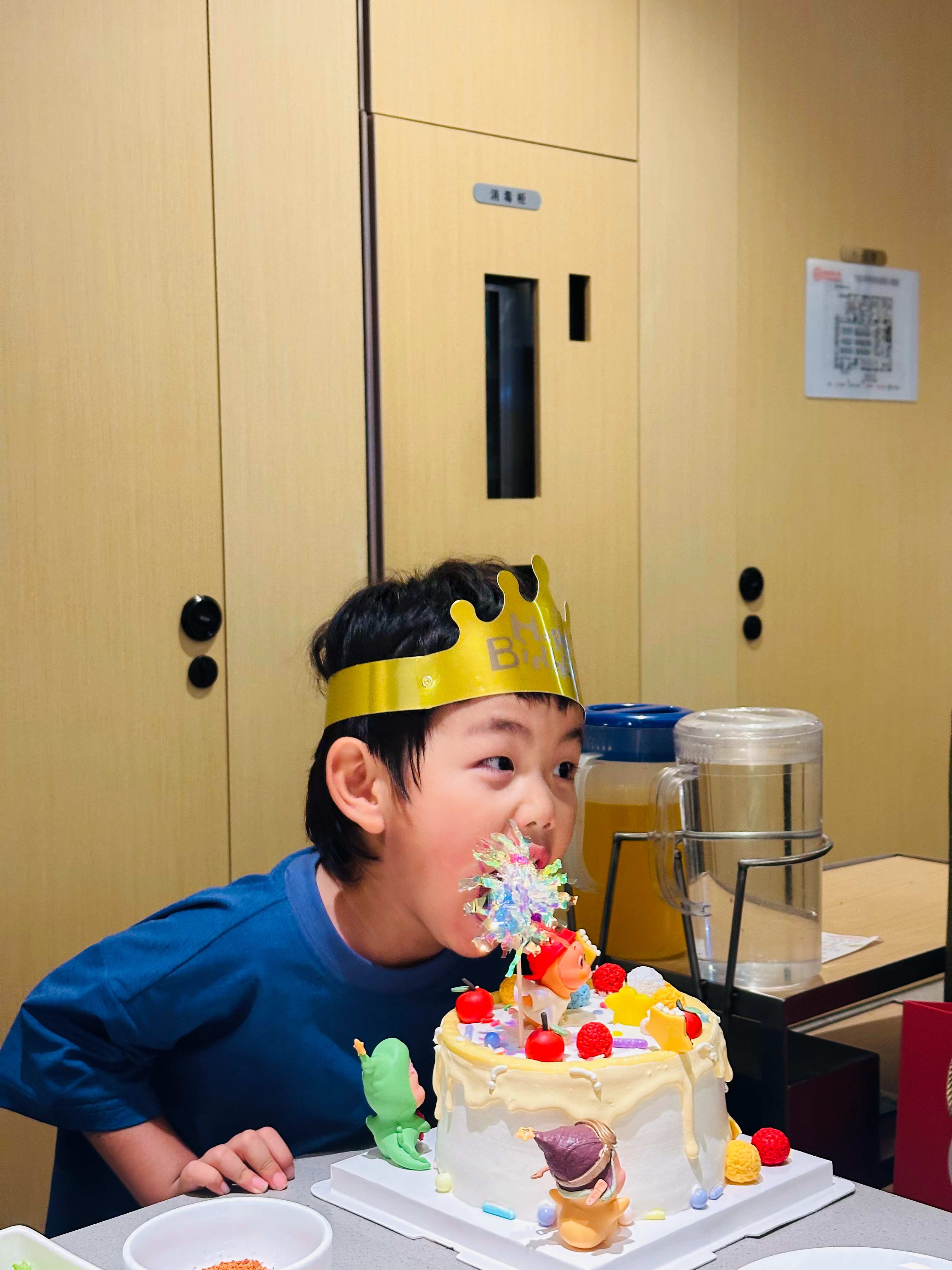 小朋友四岁了，妈妈和他讲卵本位的事情，他想了想说，妈妈，所以不是你得到了我，而是