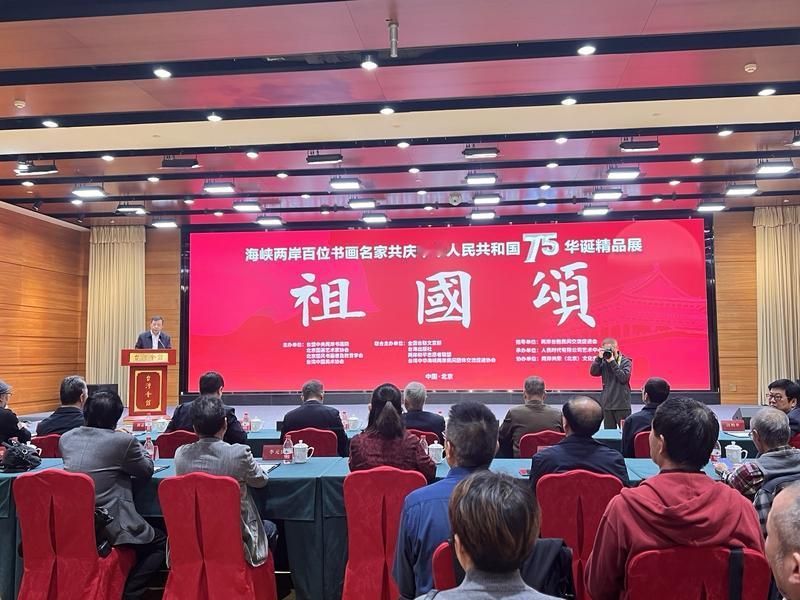 台湾里长刘德文23年自费送432位老兵回大陆，真可谓是“灵魂摆渡人”。这一善举太