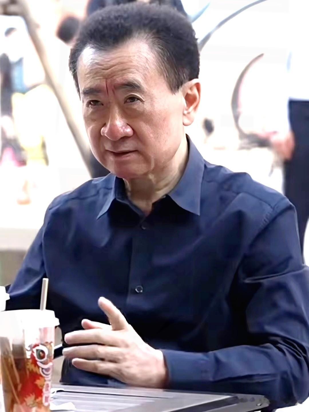 负债重压之下
依旧坚守信用，
王健林的这份担当值得深思…！
 
最近刷到有关万达