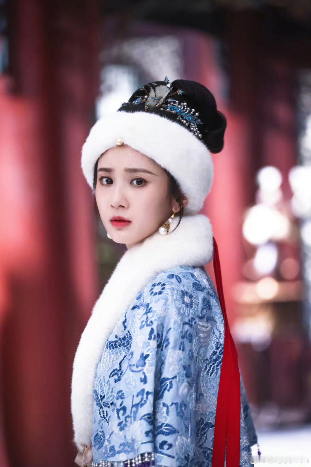 张慧雯不愧是北舞的张慧雯二公小考扭胯 怪不得张慧雯一心要唱跳呢，二公小考一跳舞就