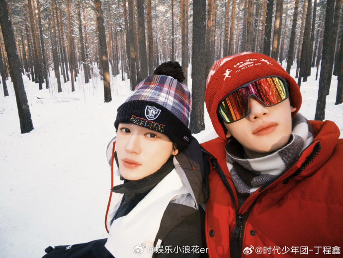 丁程鑫为宋亚轩庆22岁生日丁程鑫宋亚轩滑雪照 “我完全无法想象你不在我们身边的样