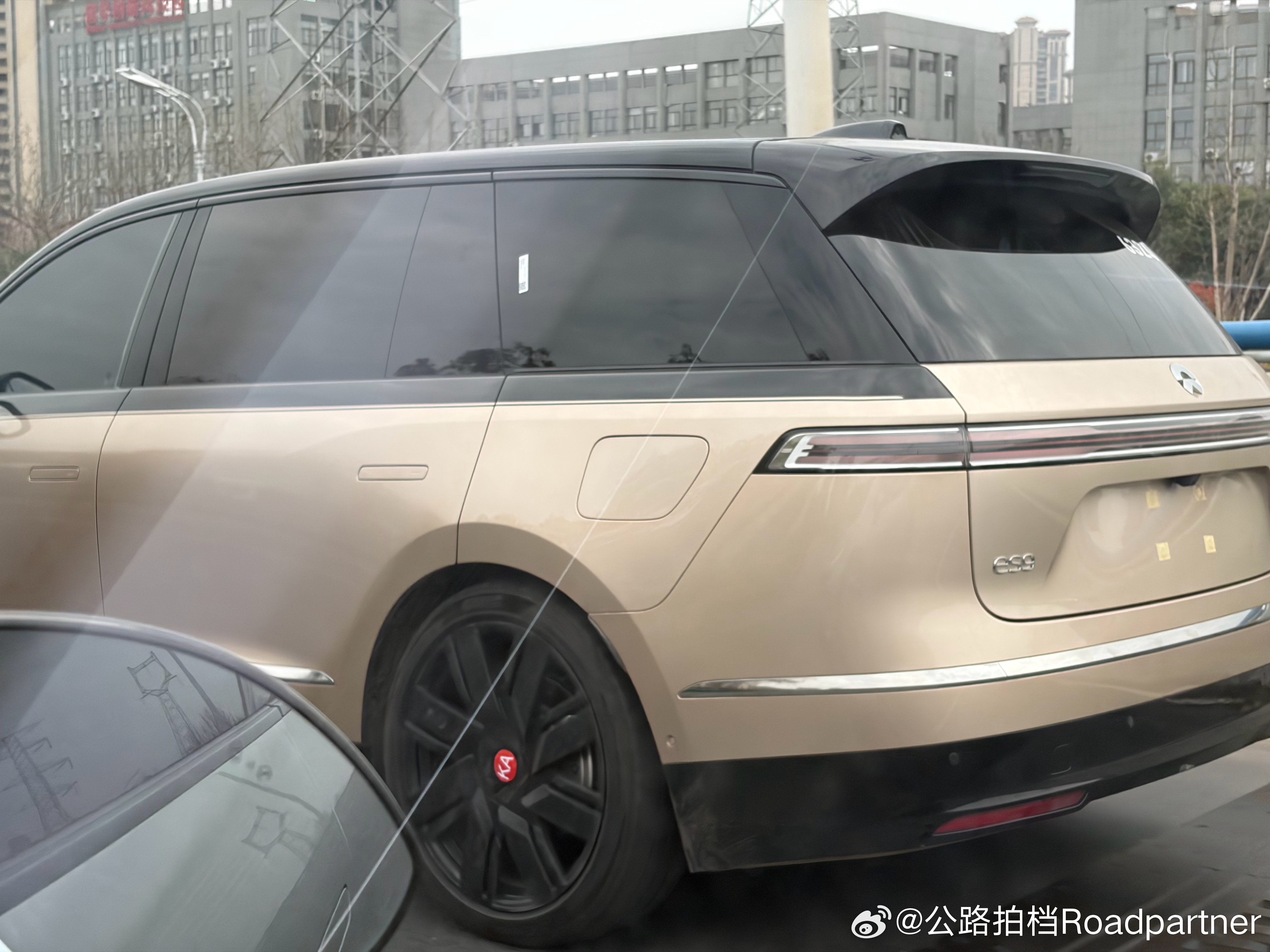 尊贵的ES9准车主们地平线版本的测试车在跑了妥妥的庞然大物蔚来es9