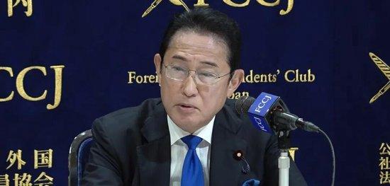 日本政坛分裂！岸田当众“摊牌”，戳破高市早苗对华强硬假象

近期，卸任首相岸田文
