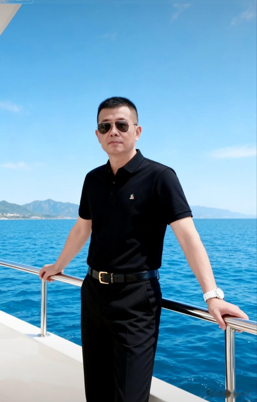 分享我这周有趣的事：这周我独自去了海边与山草地，海风拂面，草色青青，确实发生了不