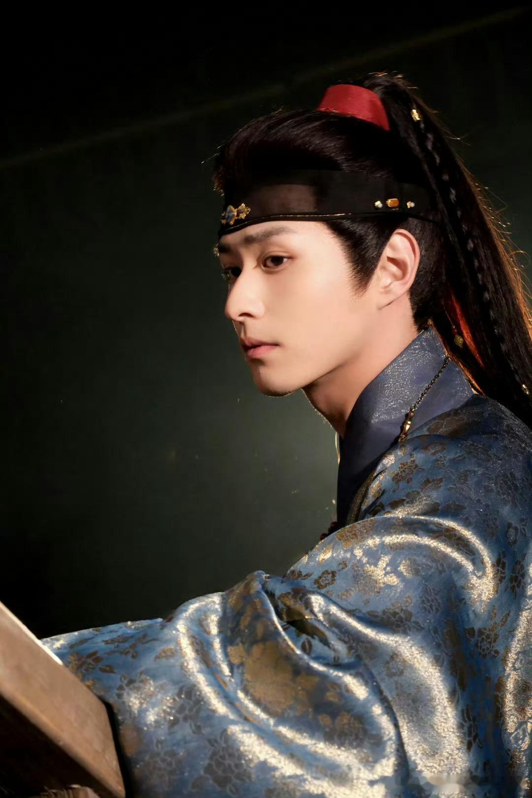 许凯、周也、徐振轩一瓯春开通官抖 