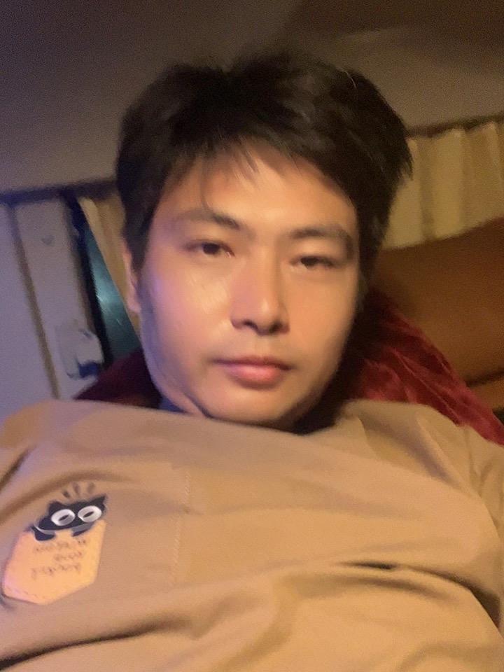 我现在已经来到越南了。我会和秋月见面吗？
之前在家待了半个月，一步都没踏出去过，