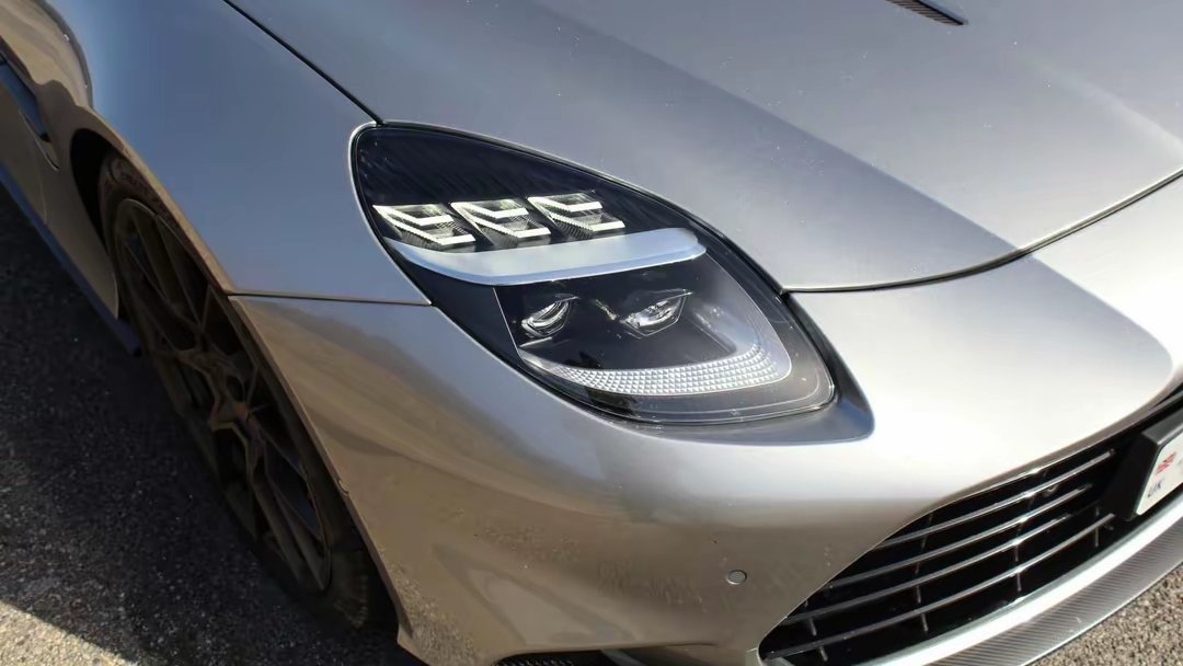 阿斯顿·马丁 Vanquish 是阿斯顿·马丁品牌旗下的一款跑车。北京时间 20
