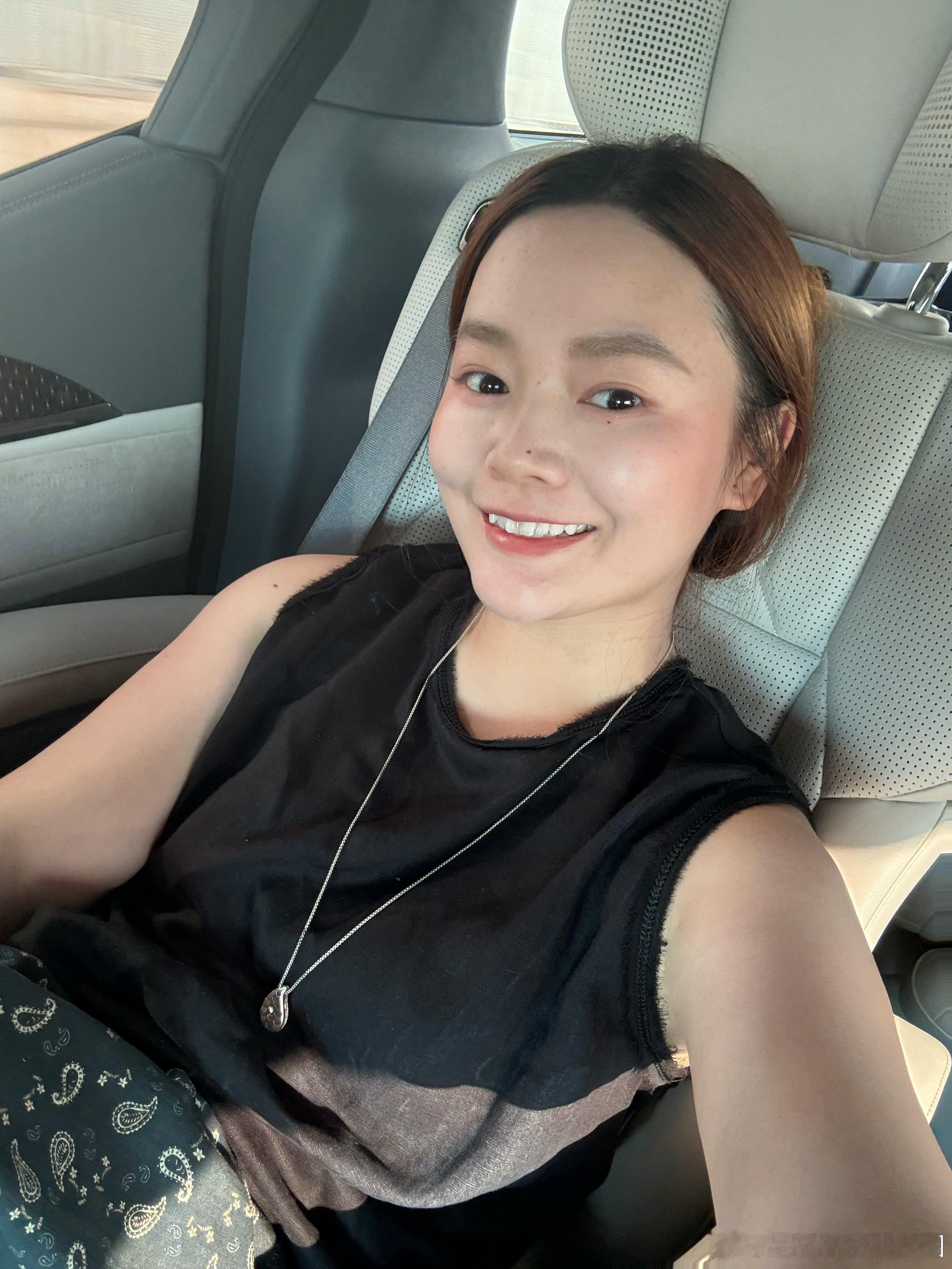 🤳 