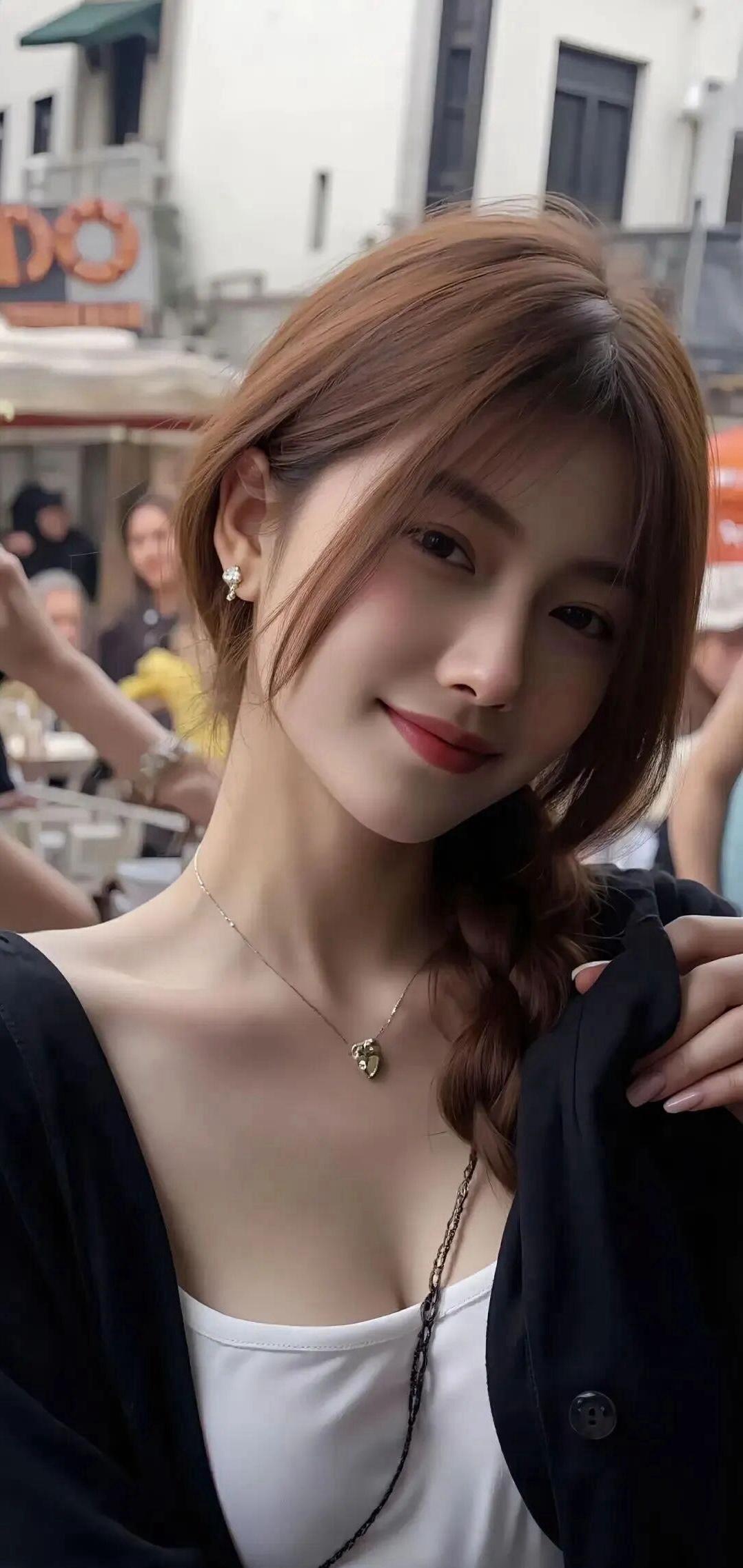 壁纸 |  雪肤花貌 长期不换也爱