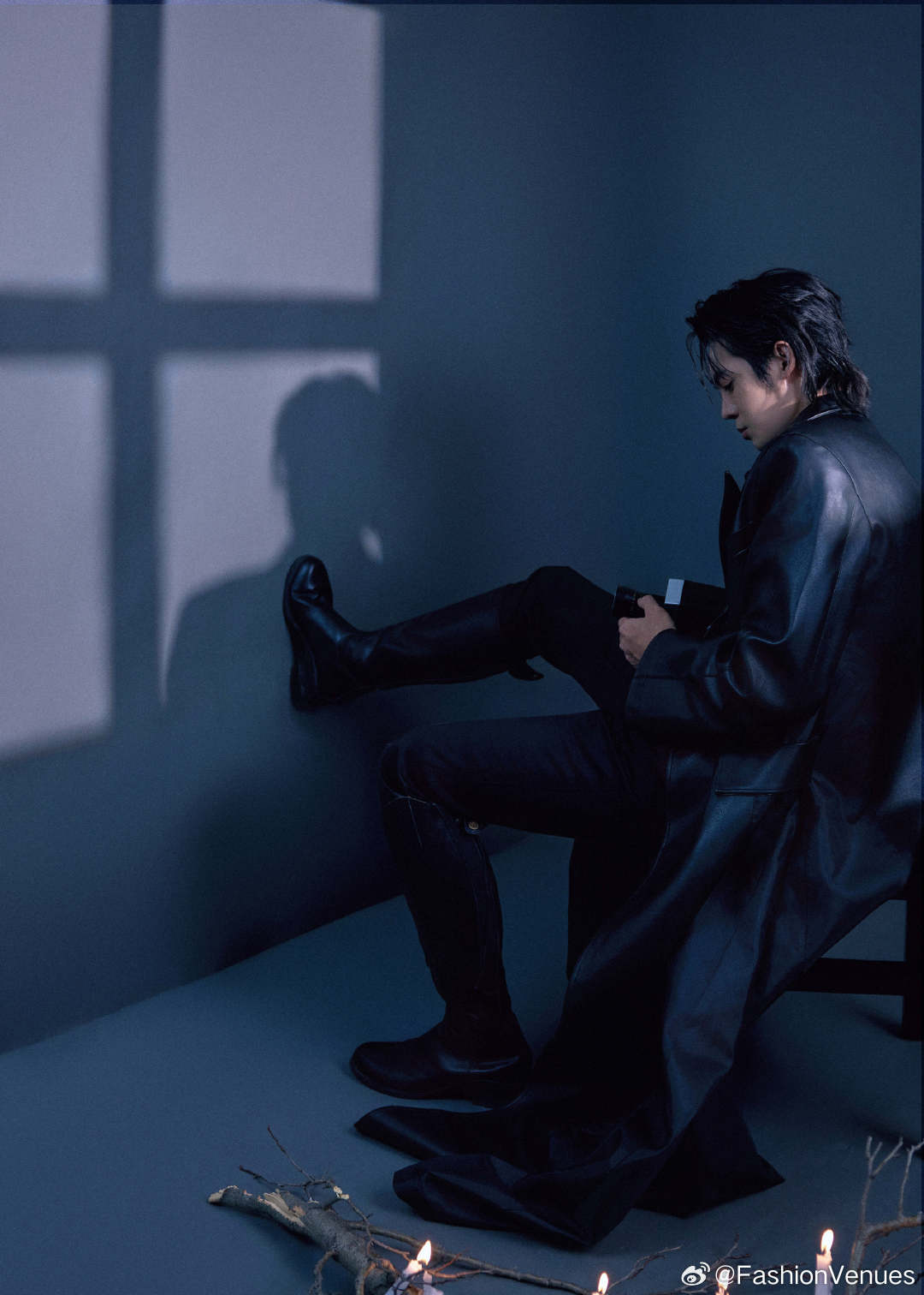 于适这个杀手不太冷   哈哈，于适这湿发大背头也太有型了吧，感觉他随时都能成为全