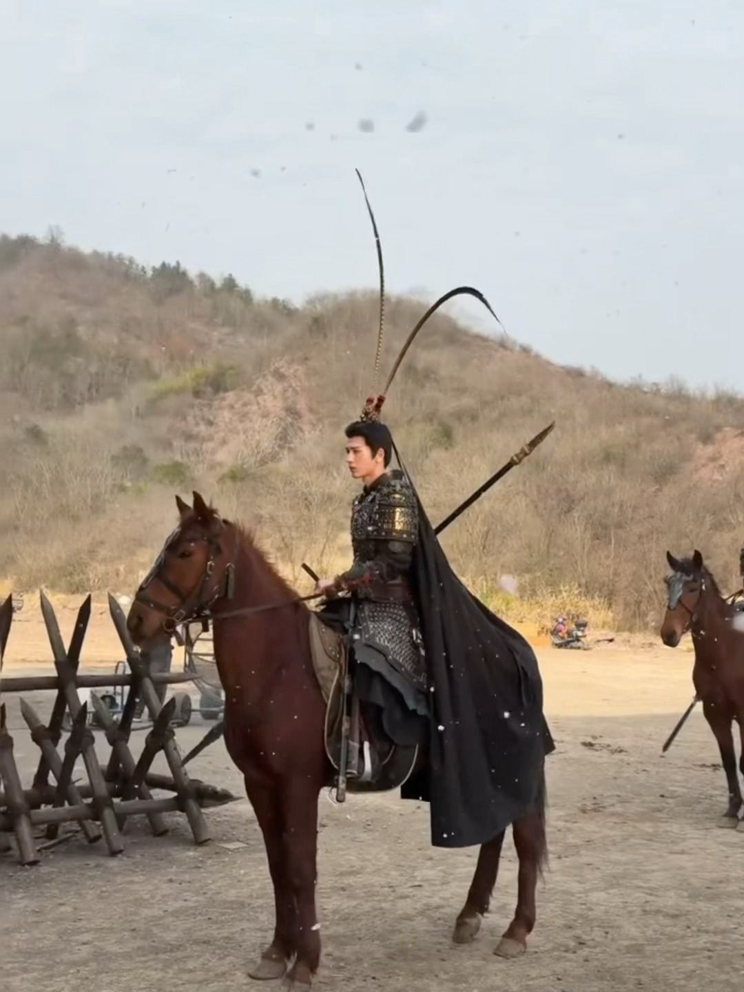 凌赫用自己选的谢征bgm发了武安侯plog🥰🥰张凌赫用了谢征进行曲