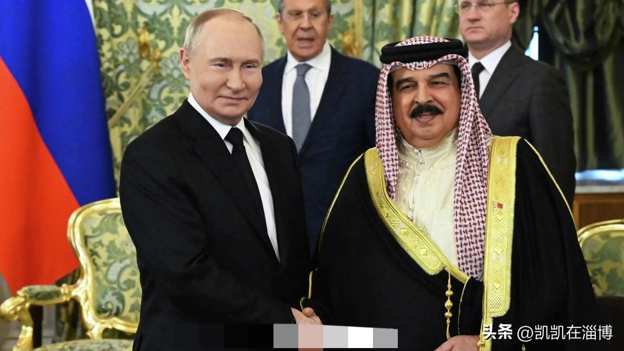 欧盟这是多看不起俄罗斯啊，眼看着距离4月15日石油禁令提案没几天了，态度突然就来