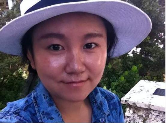 “你应该滚回中国去！”“别用亚洲人的脏习惯喂我的孩子！”2019年美国一男子不断