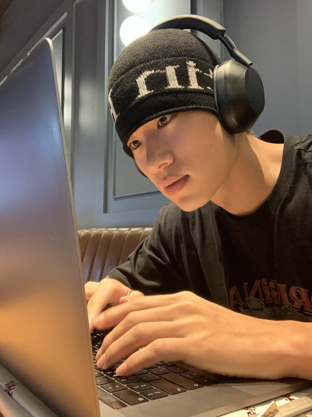 编辑中✍️