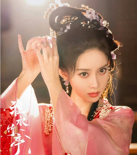 孟子义剧粉底盘有多大。《花琉璃轶闻》（小成本制作）：腾讯站内热度峰值破...