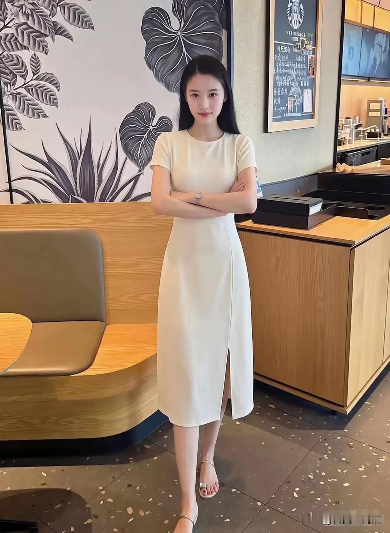 1到10分，你能打几分？
我先来，我打8分，因为我不认识她！