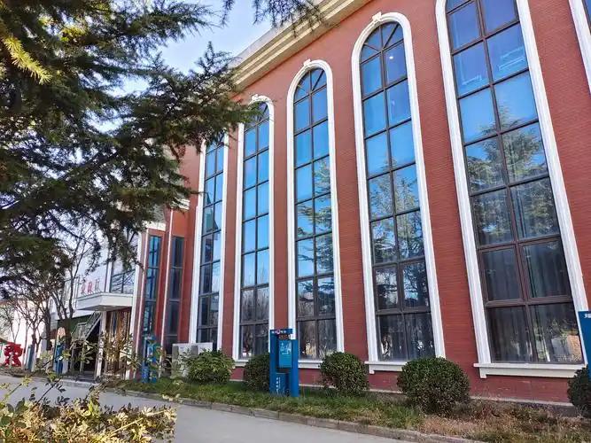 霜降后藏童话世界？彩色木屋配秋景美翻！ 以为欧洲小镇才浪漫，没想到铜川马咀藏着一