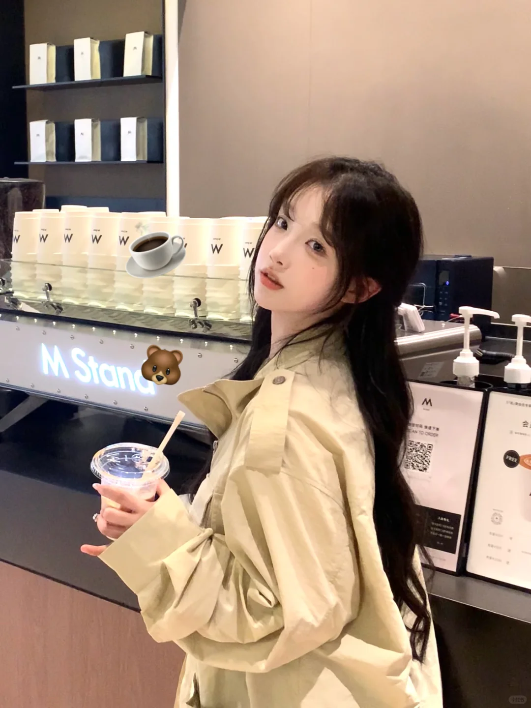 当平平无奇的照片加上emoji