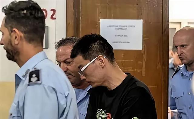 徐泽伟被引渡到美国，这事已经无力回天。但所有人都该明白一件事：真正能救他的唯一机