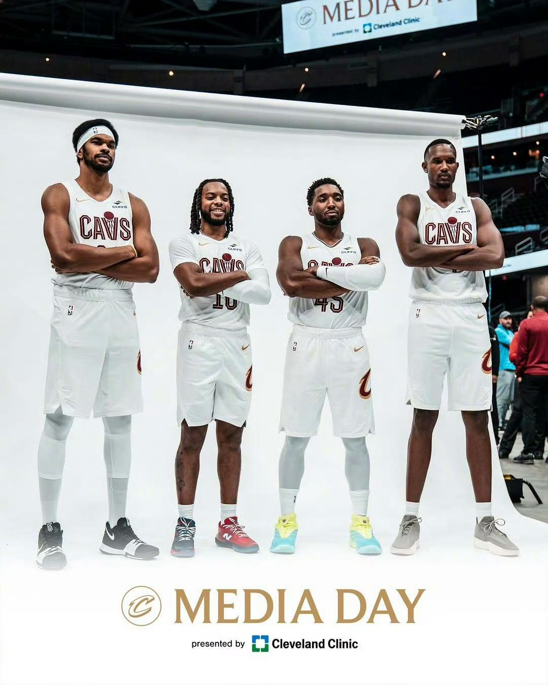 NBA媒体日骑士nba 骑士四大天王[照相机] ​​​