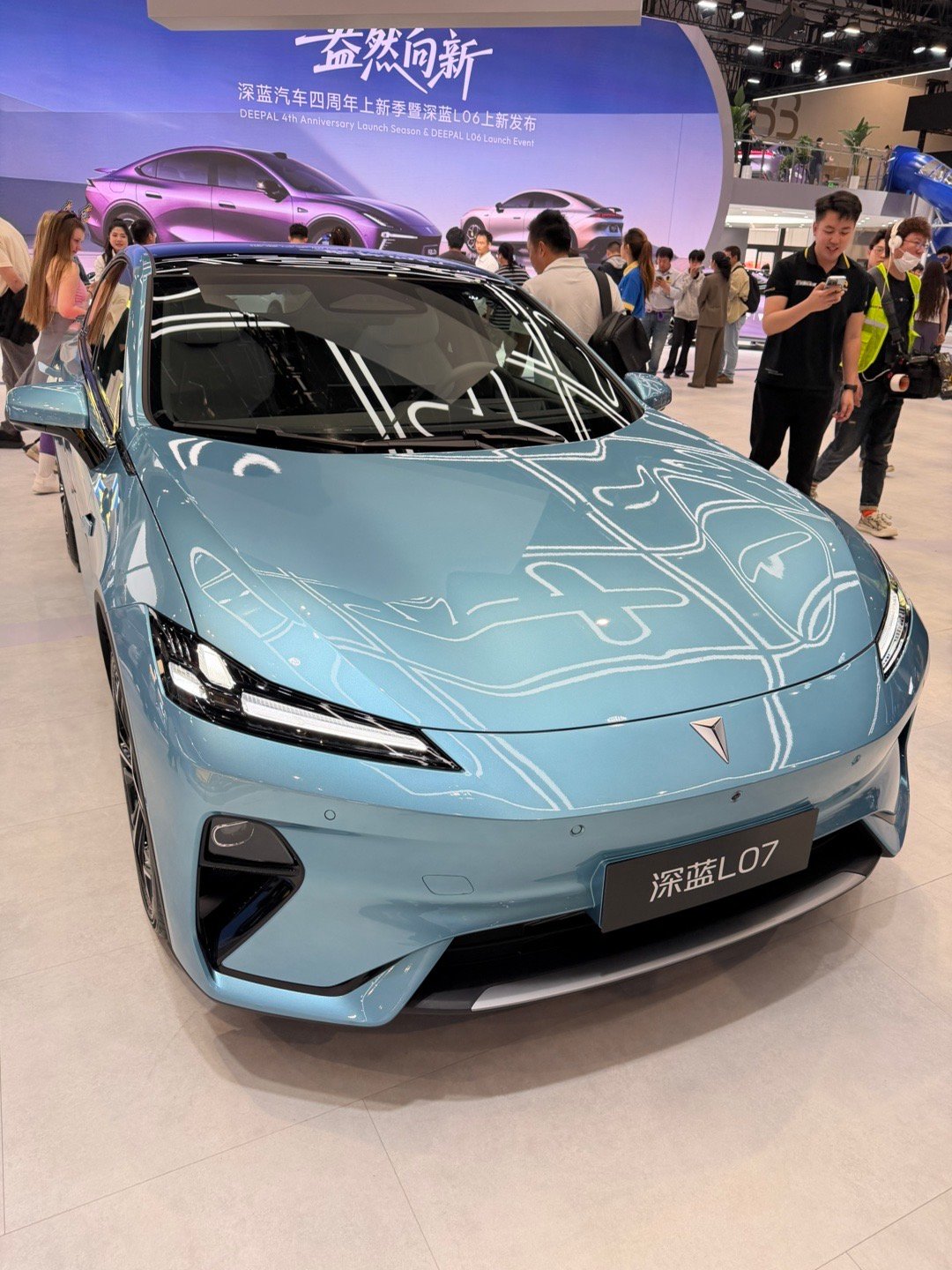 北京车展看深蓝！除了深蓝S05、S07和S09几大爆款，最重要的是深蓝L06 M