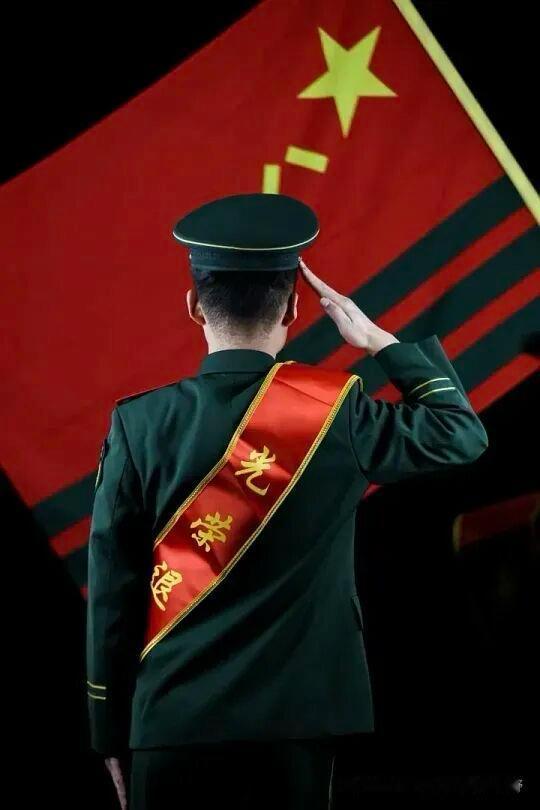 后庭宴 · 军魂

威武气昂，舍身家国。逐倭驱蒋江山易。利尖刀剑散魔烟，青松姿挺