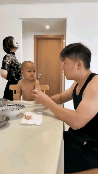 孩子是无辜的，你们太欺负人了[我想静静]