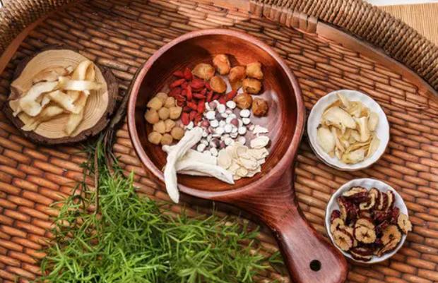 纵欲过度，为何会出现固摄能力变差的情况？








很多男同志都知道纵欲过