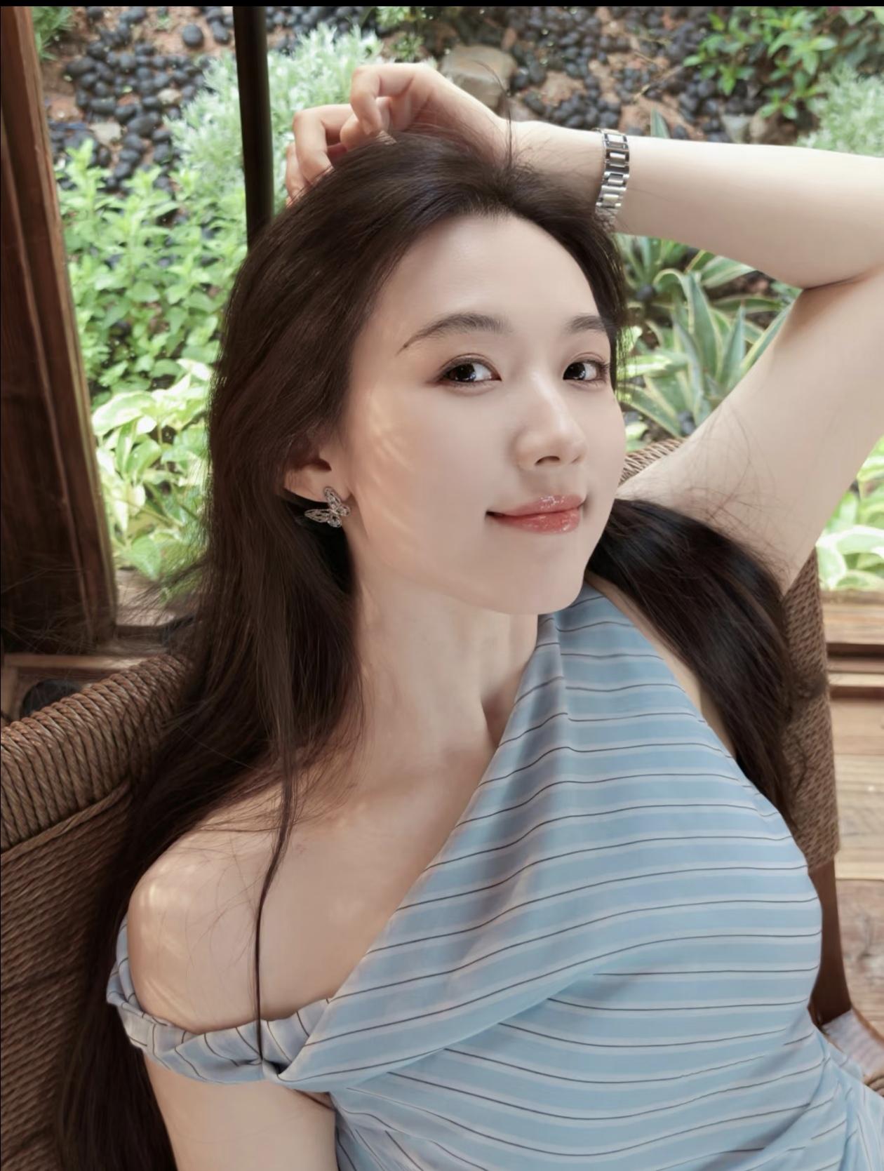 阳光下的美丽瞬间。