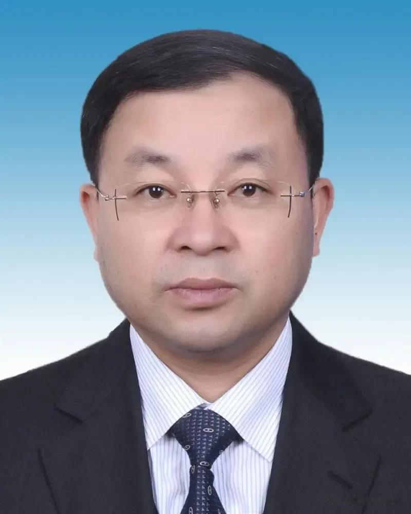 #湖南一县委书记坠河身亡？官方回应# 

湖南汝城县委书记“坠河身亡”？一周前曾