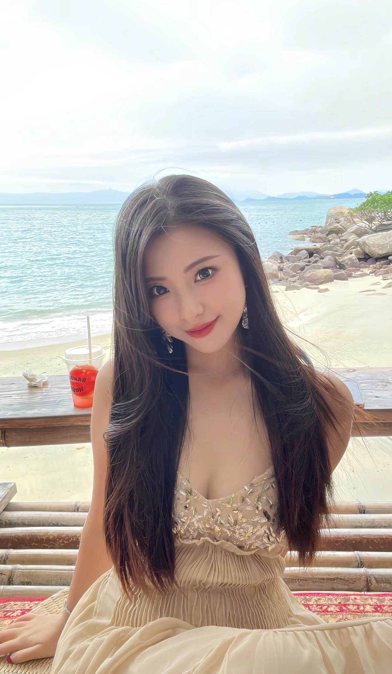 海边度假风，金发沙滩裙，夏日清凉感！