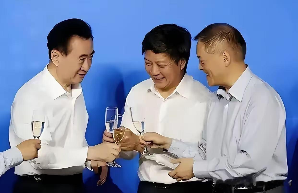 万达当年卖文游城和酒店虽说是逼不得已，现在发现算是躲过一劫[捂脸]  那时疫情导