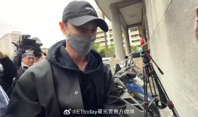 王子暂无复出计划 据台媒，经纪人透露王子暂时没有复出计划，并且现在和王子的接触也