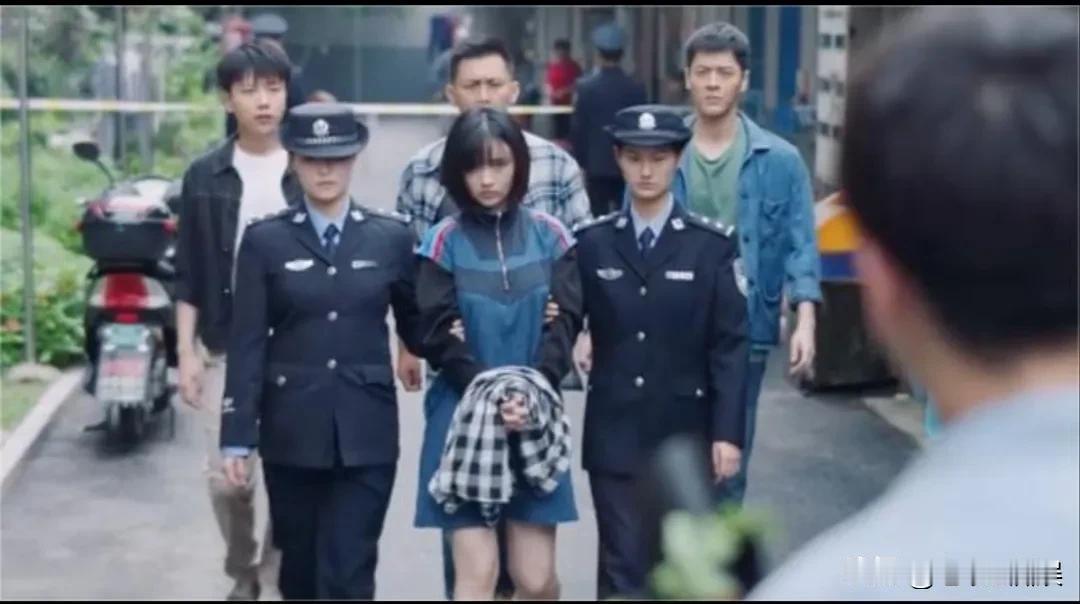 这才是白夜破晓的最终结局，幕后大佬是周舒桐，有图有真相。要不然周舒桐为啥要一枪爆