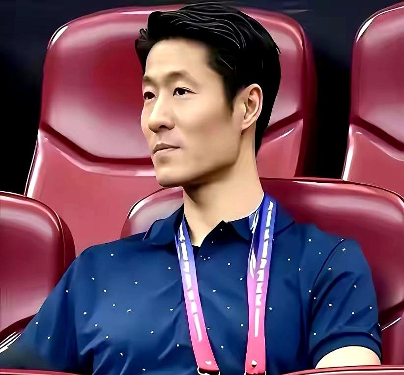 全运会颁奖典礼的温馨一幕！王励勤亲手将吉祥物递予樊振东，向来沉稳的樊振东赶忙弯腰