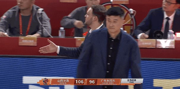 山西男篮主场106：96击败广东男篮，山西男篮这是换主教练了？今天能击败广东男篮