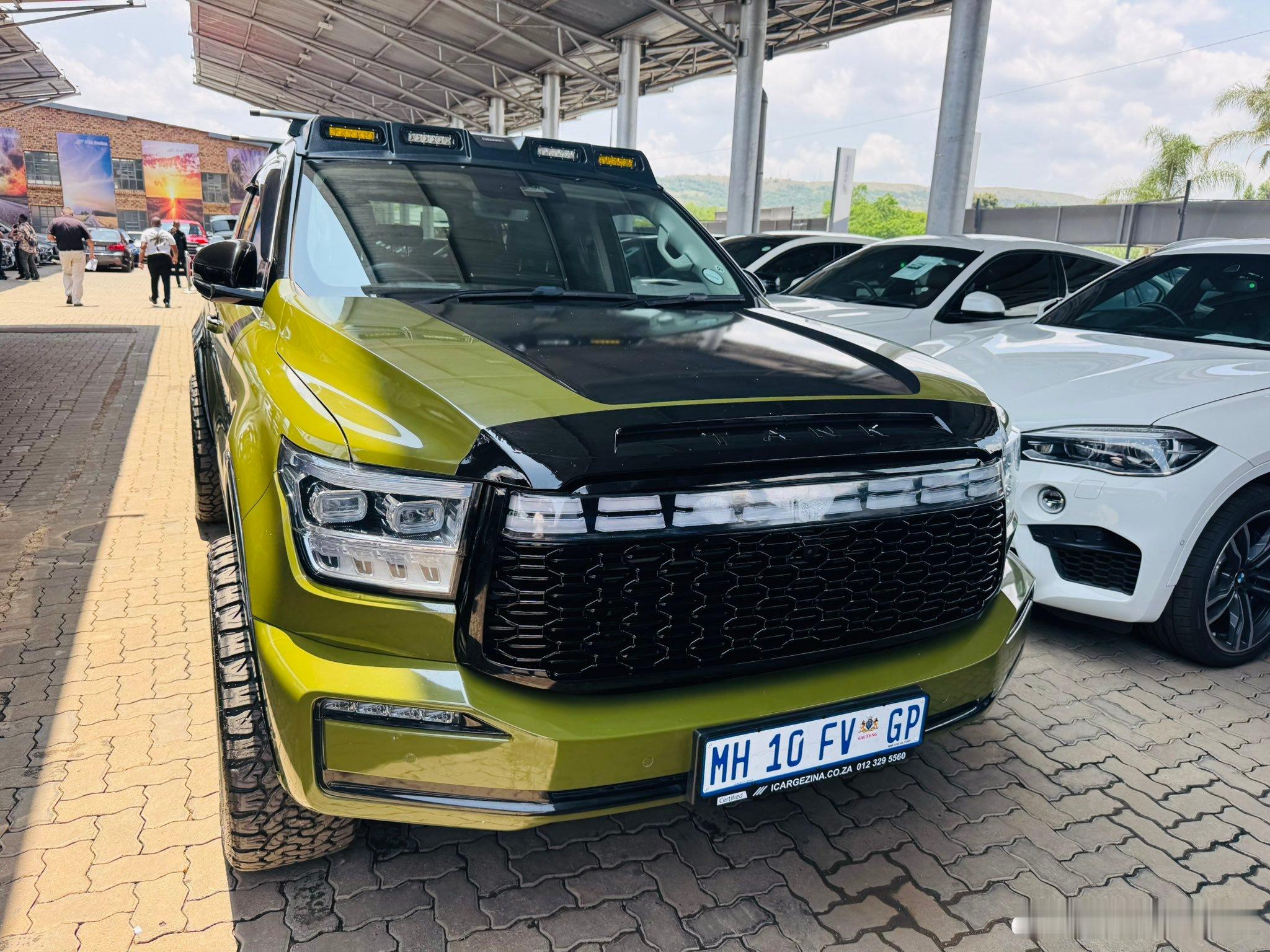 南非用户对他的坦克500 HEV有一些新的想法，并付诸了行动，且效果极佳比揽胜运