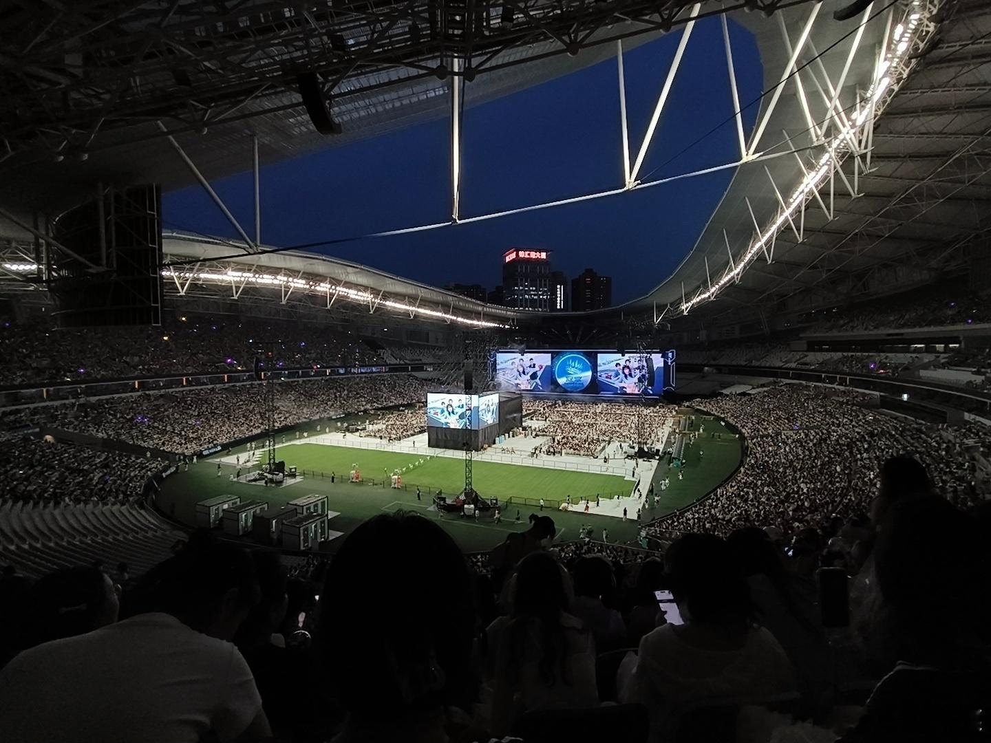 真没开灯牌啊[流鼻血]时团演唱会 灯牌时代少年团上海演唱会 ​​​