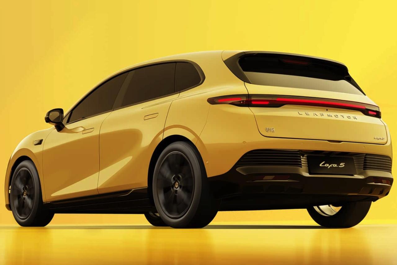 从产品力和价格来看，零跑 Lafa5 对于有充电条件、预算 10–12 万、主要